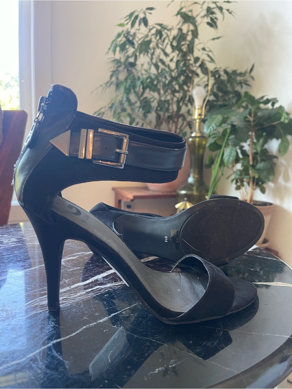 Guess heels